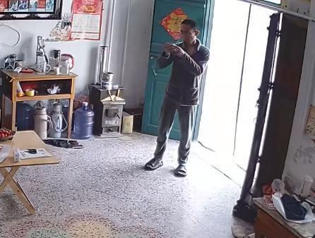 秘密老公却声称是误会网友表示：教教我K8凯发·国际网站女子在监控发现老公(图11)