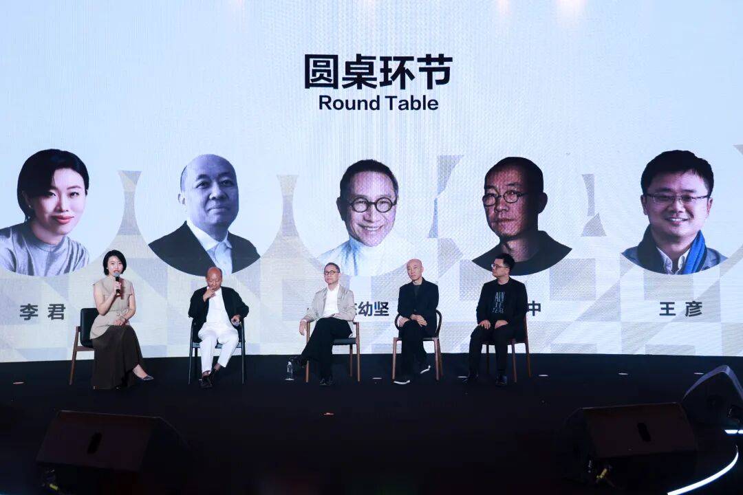 25中国家具设计金点奖全场最佳诞生k8凯发网站历经12小时激辩20(图14)